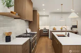 13755 NE 101st St, Kirkland, WA 98033 - Photo 5