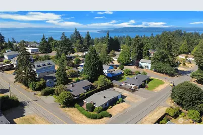 317 S 208th Street, Des Moines, WA 98198 - Photo 25