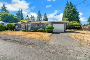 317 S 208th St, Des Moines, WA 98198 - Photo 1