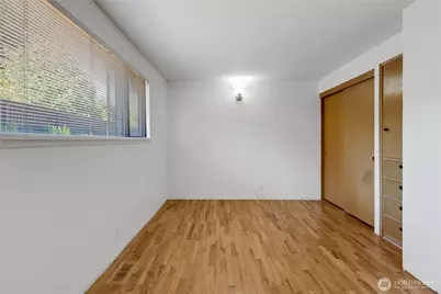 317 S 208th Street, Des Moines, WA 98198 - Photo 11