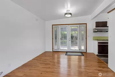 317 S 208th Street, Des Moines, WA 98198 - Photo 7