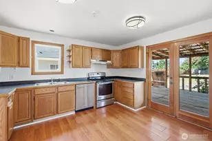 1317 Logan St, Centralia, WA 98531 - Photo 13