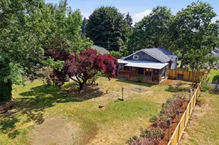 1317 Logan St, Centralia, WA 98531 - Photo 1