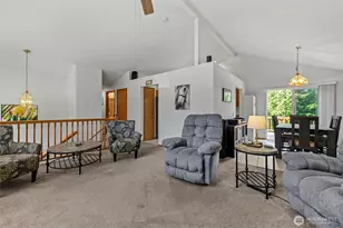 12405 101st Pl NE, Lake Stevens, WA 98258 - Photo 7