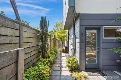 3029 Beacon Avenue S, Seattle, WA 98144 - Photo 1