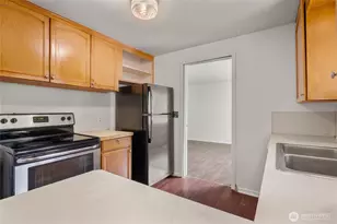 2114 S 128th St, SeaTac, WA 98168 - Photo 9