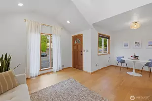 5028 N Vassault St, Tacoma, WA 98407 - Photo 5