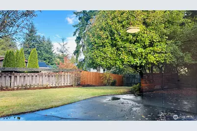 12920 SE 68th Street, Bellevue, WA 98006 - Photo 27