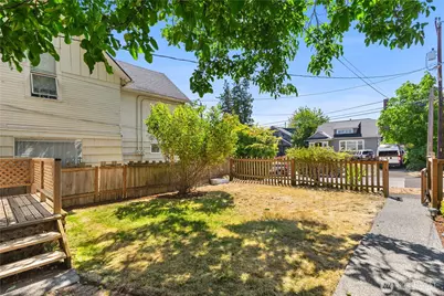 318 N 71st Street, Seattle, WA 98103 - Photo 21