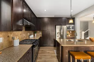 14008 SE 21st Pl, Bellevue, WA 98007 - Photo 13