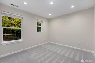 14008 SE 21st Pl, Bellevue, WA 98007 - Photo 29