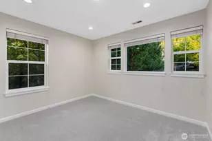 14008 SE 21st Pl, Bellevue, WA 98007 - Photo 31