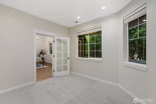 14008 SE 21st Pl, Bellevue, WA 98007 - Photo 9