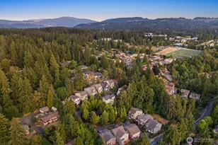 14008 SE 21st Pl, Bellevue, WA 98007 - Photo 35