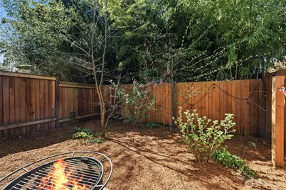 8847 9th Avenue SW #A, Seattle, WA 98106 - Photo 25