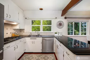 23200 19th Ave SE, Bothell, WA 98021 - Photo 9