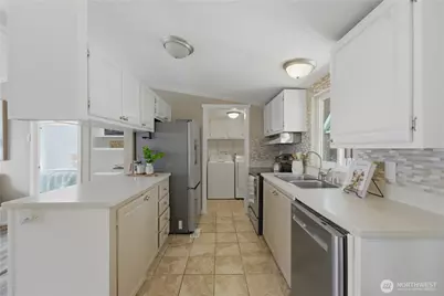 10015 189th Street E, Puyallup, WA 98375 - Photo 15