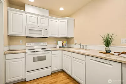 3614 Simmons Mill Court SW #B, Tumwater, WA 98512 - Photo 11