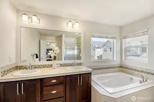 19617 37th Dr SE, Bothell, WA 98012 - Photo 21