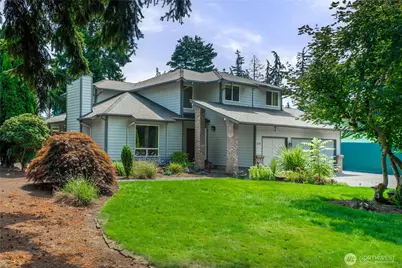 820 Monroe Avenue NE, Renton, WA 98056 - Photo 3