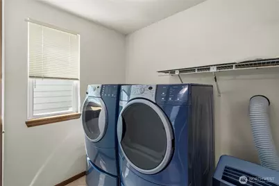 820 Monroe Avenue NE, Renton, WA 98056 - Photo 27
