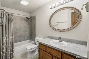 820 Monroe Ave NE, Renton, WA 98056 - Photo 21