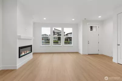 14531 204th Avenue E #906, Bonney Lake, WA 98391 - Photo 3