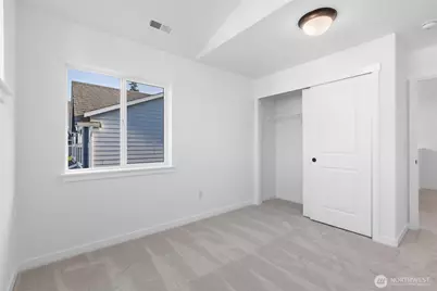 631 Ilwaco Avenue NE, Renton, WA 98059 - Photo 25