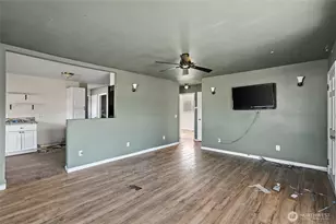 3176 Florida St, Longview, WA 98632 - Photo 5