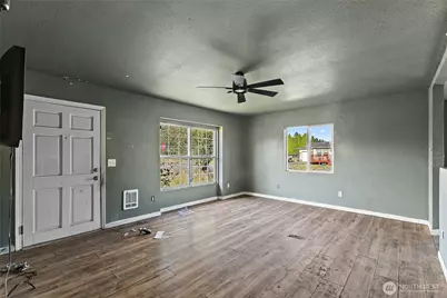 3176 Florida Street, Longview, WA 98632 - Photo 3