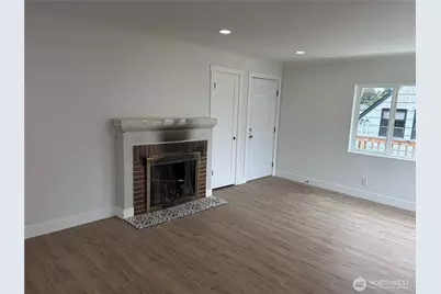 4123 W D Street, Bremerton, WA 98312 - Photo 5