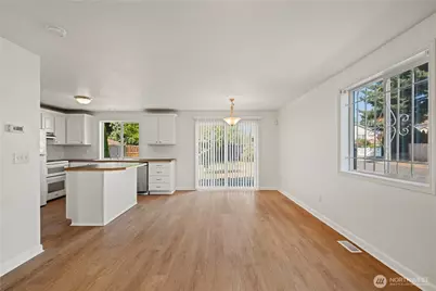 5202 E E Street, Tacoma, WA 98404 - Photo 11