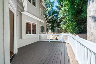 20534 NE 33rd Ct NE, Sammamish, WA 98074 - Photo 31