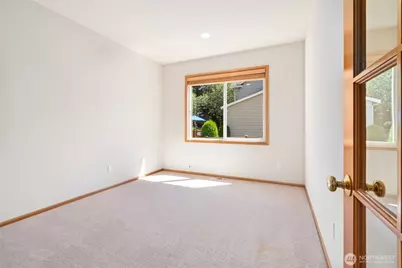 20534 NE 33rd Court NE, Sammamish, WA 98074 - Photo 19