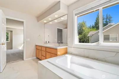 20534 NE 33rd Court NE, Sammamish, WA 98074 - Photo 27
