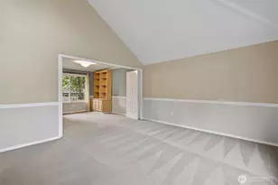 8021 NE 122nd Pl, Kirkland, WA 98034 - Photo 3