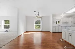 9314 Canyon Rd, Puyallup, WA 98371 - Photo 9