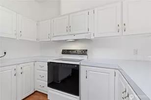 9314 Canyon Rd, Puyallup, WA 98371 - Photo 13