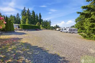 9314 Canyon Rd, Puyallup, WA 98371 - Photo 33