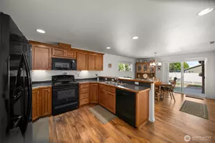 808 Willow Ave NE, Quincy, WA 98848 - Photo 9