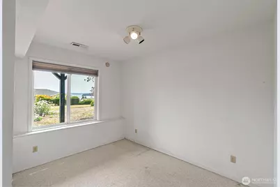 6406 E Royal View Lane, Port Orchard, WA 98366 - Photo 25