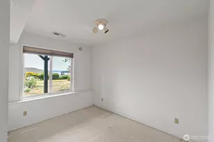 6406 E Royalview Ln, Port Orchard, WA 98366 - Photo 25
