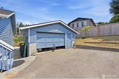 352 Lochwood Drive, Camano Island, WA 98282 - Photo 7