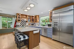 21434 SE 16th Pl, Sammamish, WA 98075 - Photo 9