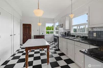 1012 20th Avenue S, Seattle, WA 98144 - Photo 9
