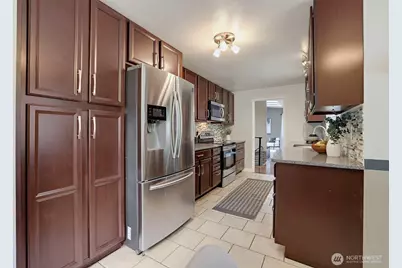 16106 Densmore Avenue N, Shoreline, WA 98133 - Photo 11