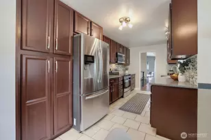 16106 Densmore Ave N, Shoreline, WA 98133 - Photo 11
