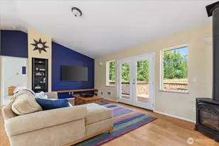 1243 Russell Dr, Coupeville, WA 98239 - Photo 7