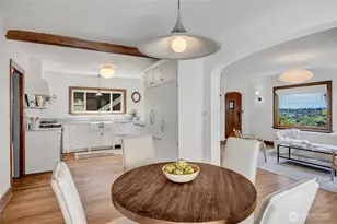 2714 10th Ave W, Seattle, WA 98119 - Photo 11
