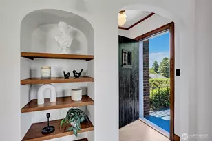 2714 10th Ave W, Seattle, WA 98119 - Photo 5